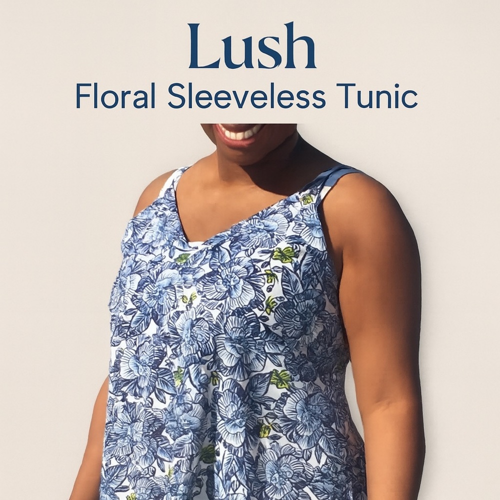 🌿 Lush Blue & White Floral Tunic Tank – Size L